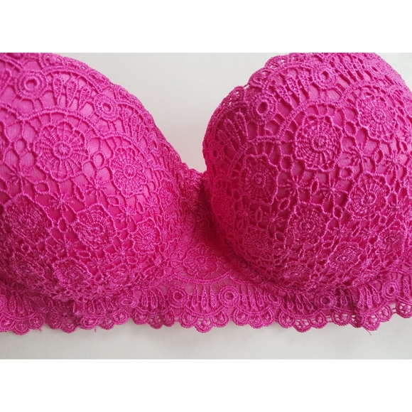 Frederick's of Hollywood Pink Lace Push-up Bra - Picture 3 of 13